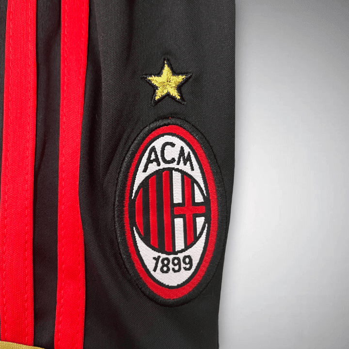 06/07 AC Milan Home Kids Size Kit