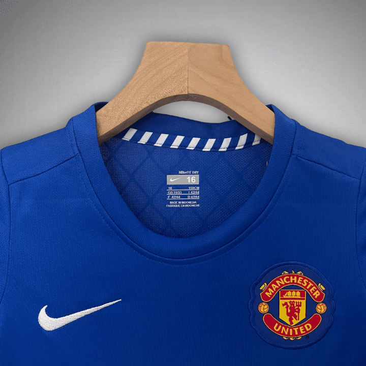 08/09 Manchester United Away Kids Size Kit