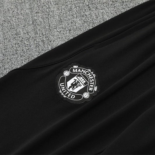 25/26 Manchester United Training White Tracksuit