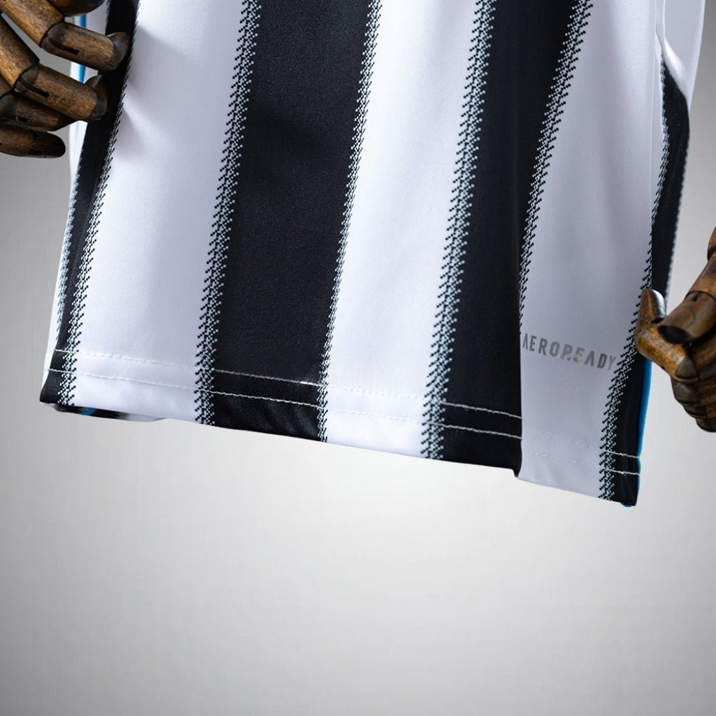 25/26 Newcastle United FC Home Kids Size Kit