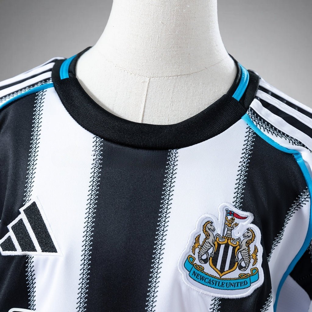 25/26 Newcastle United FC Home Kids Size Kit