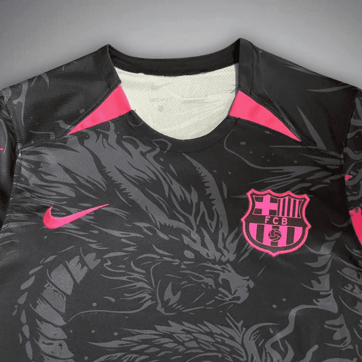 FC Barcelona "Camp Nou Spirit" Premium Kit