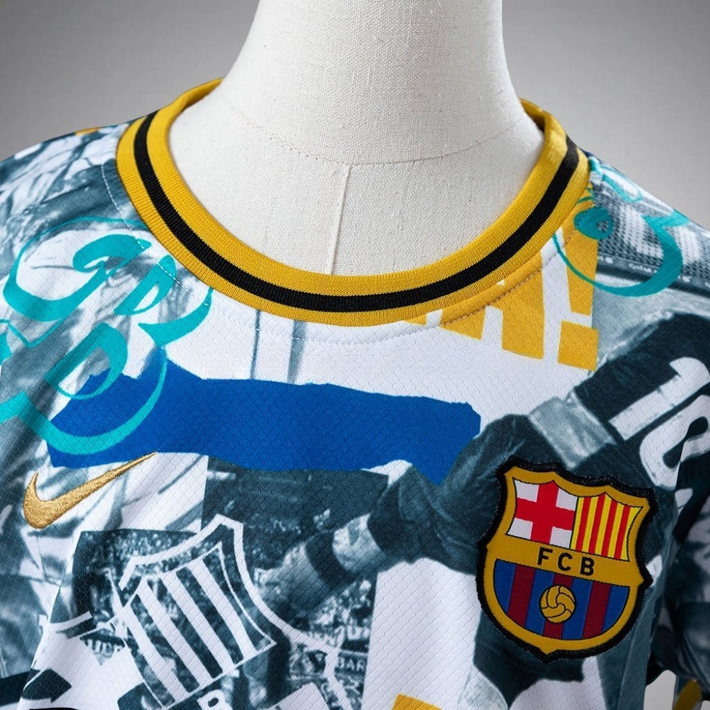 FC Barcelona "Chronicle" Premium Kids Size Kit