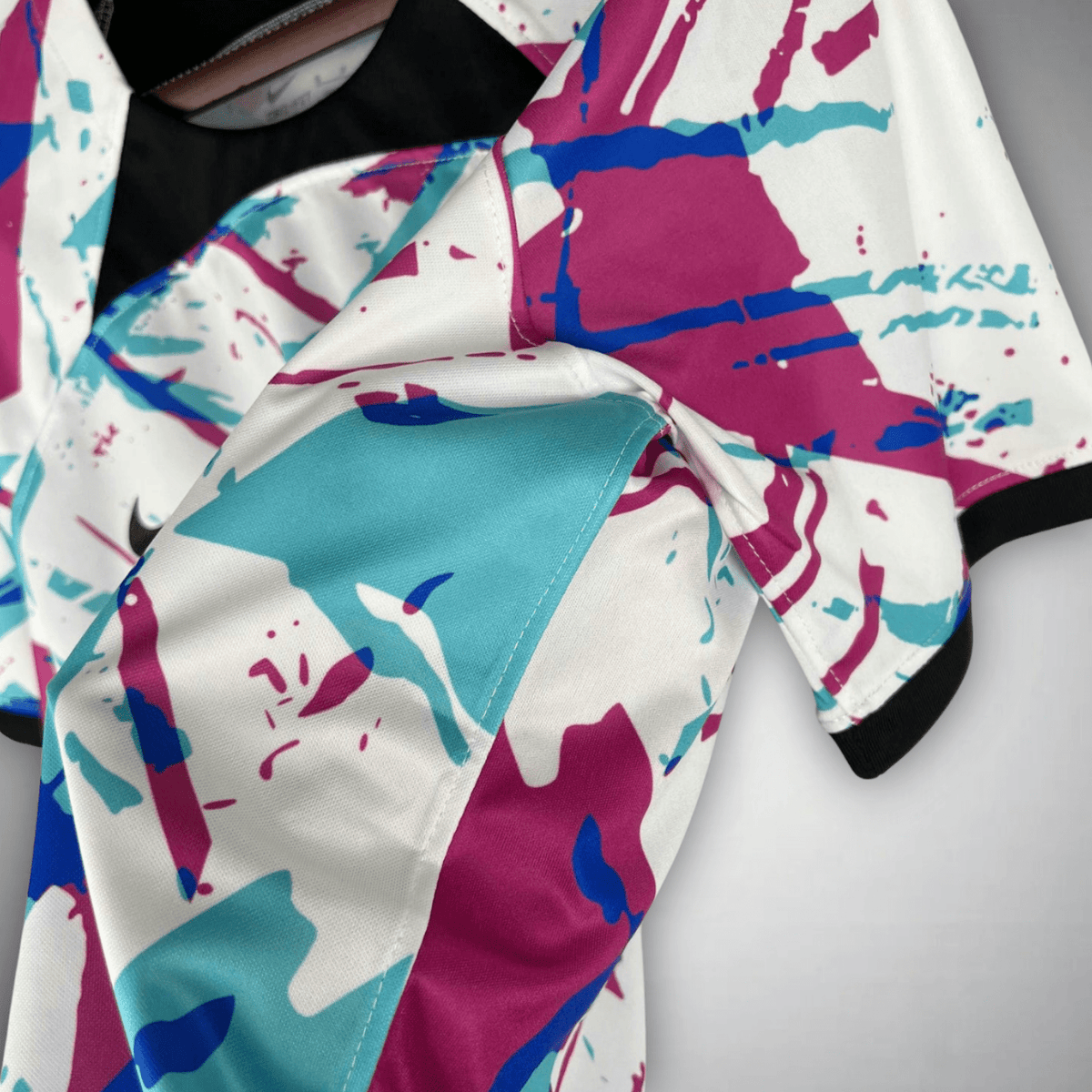 FC Barcelona "Dimensional" Premium Kit