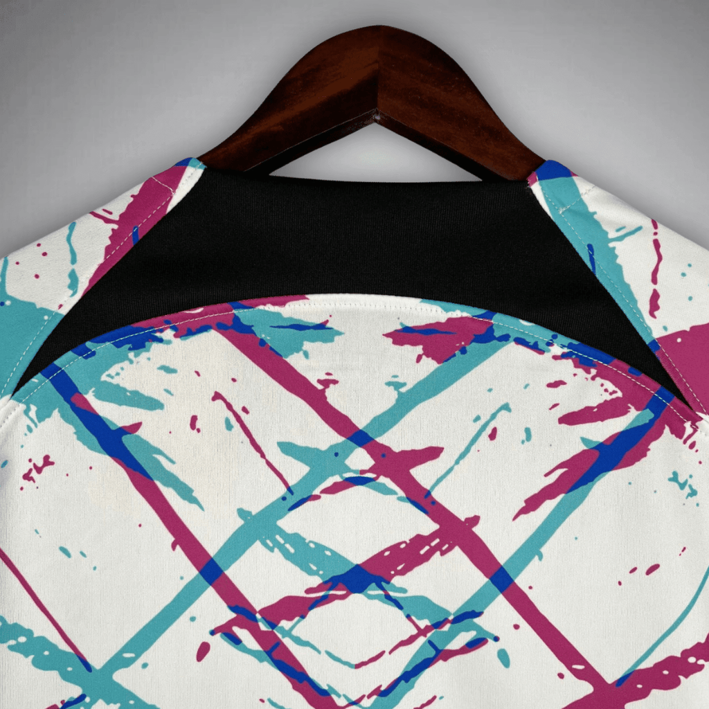 FC Barcelona "Dimensional" Premium Kit