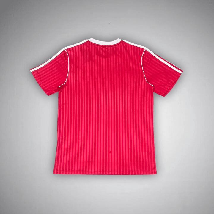 Manchester United "Timeless" Premium Kit